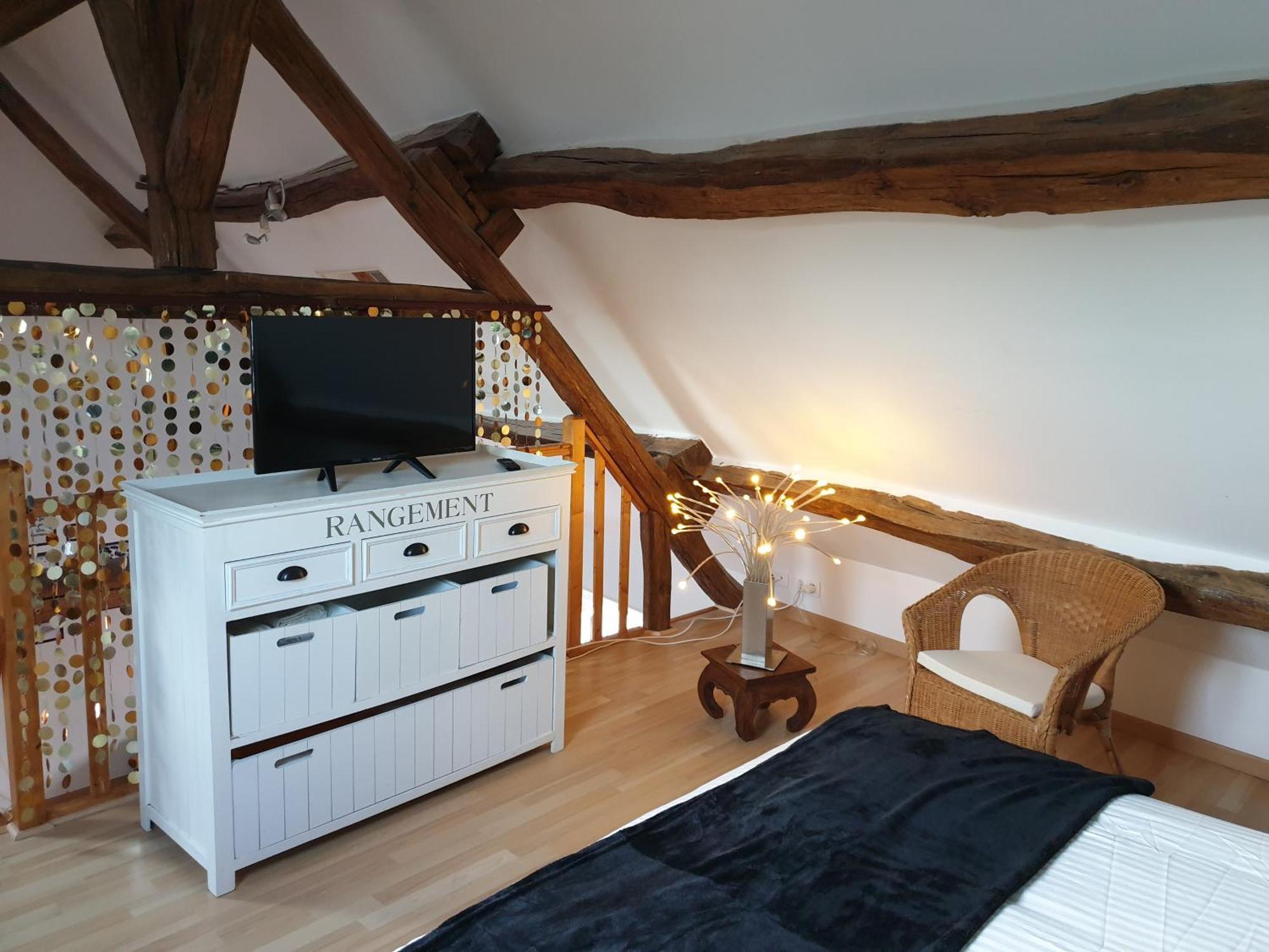 Maisons Cosy De Village Gurgy Buitenkant foto